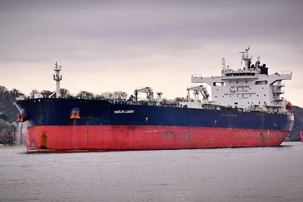 Yemeni Army Strikes British Oil Ship MARLIN LUANDA In Gulf Of Aden